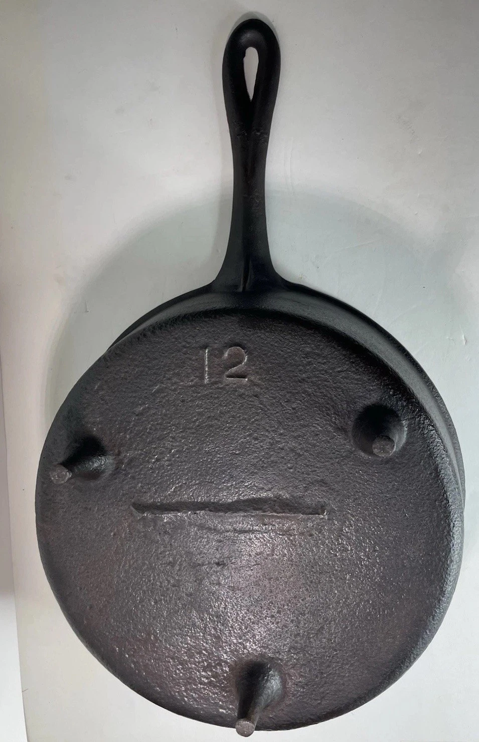Antique Cast Iron Spider Leg 12” Skillet Gate Mark Fancy Handle 3 Foot Unmarked