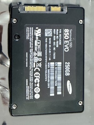 Samsung 850 EVO 250GB SATA 6Gb/s MZ-75E250 2.5-inch Solid State Drive SSD