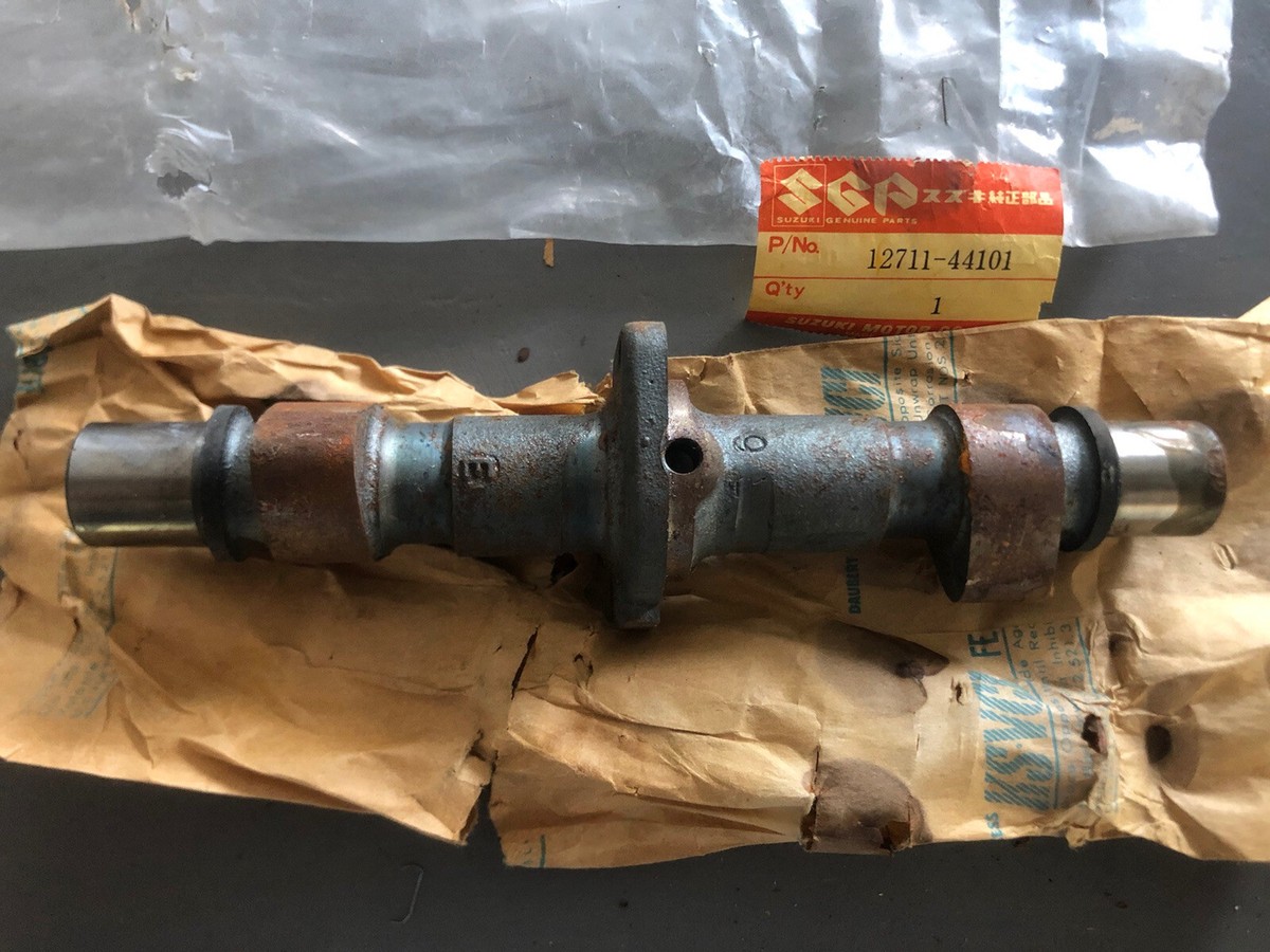 SUZUKI GS450 GS425 GS400 1978 1979 1980 INTAKE CAMSHAFT 12711