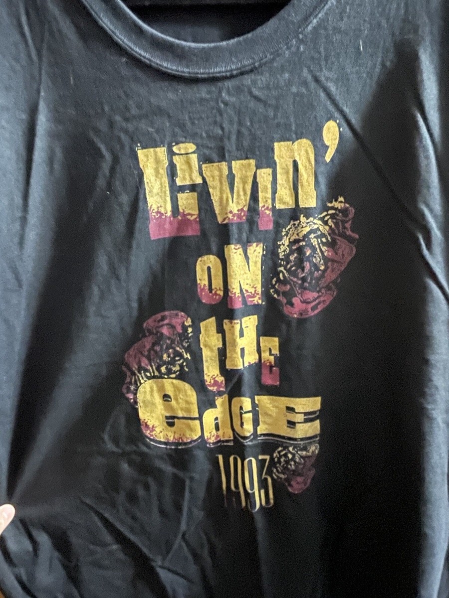 【レア】エアロスミスLivin' On The Edge Tシャツ XL レア】エアロスミスLivin' On The Edge Tシャツ XL - メルカリ