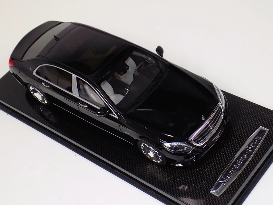 1/18 GT Spirit Mercedes Benz Maybach S600 en negro GT162 fibra de carbono AB141 Foto 2 de 4