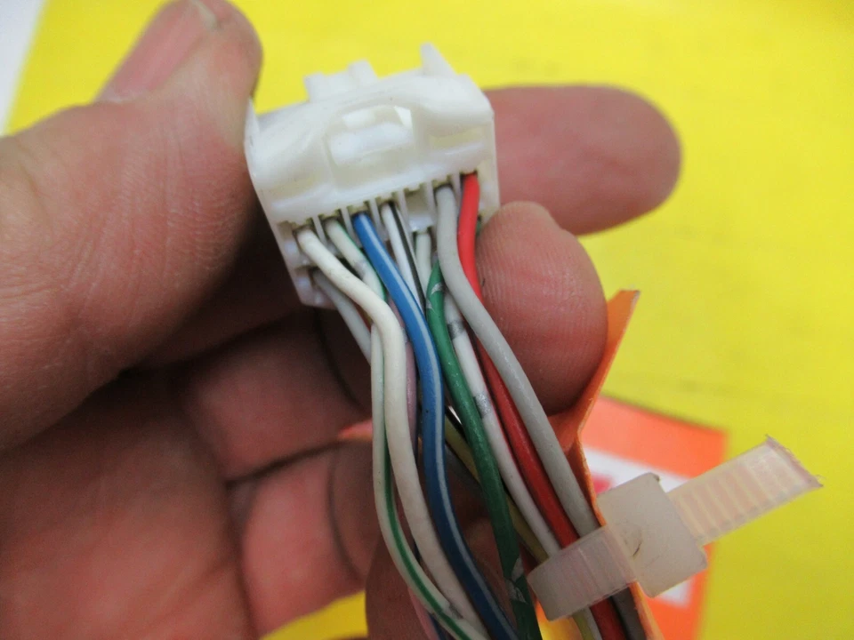 TEMPERATURE CONTROL UNIT WIRE PLUG CENTER SWITCH for 00 01 02 03-05 MR2 SPYDER - Image 4 of 4