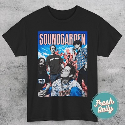 SOUNDGARDEN CHRIS CORNELL UNISEX T Shirt RARE ROCK TEE