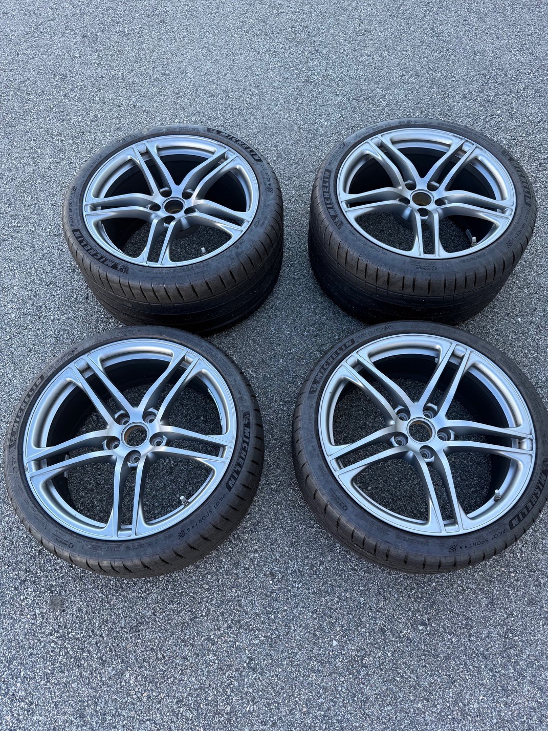 Audi R8 2008-2015 Front Wheels Set