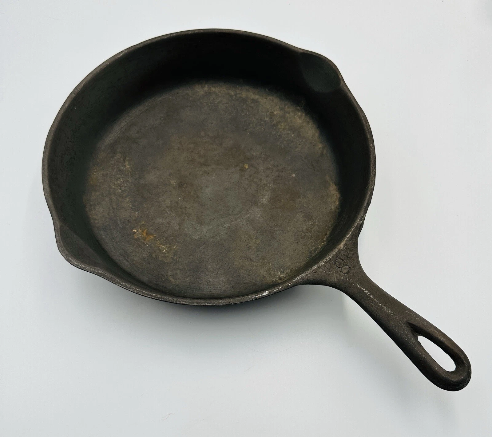 Vintage Wagner Ware Sidney O 1058 V #8 Cast Iron Skillet With Double Spout