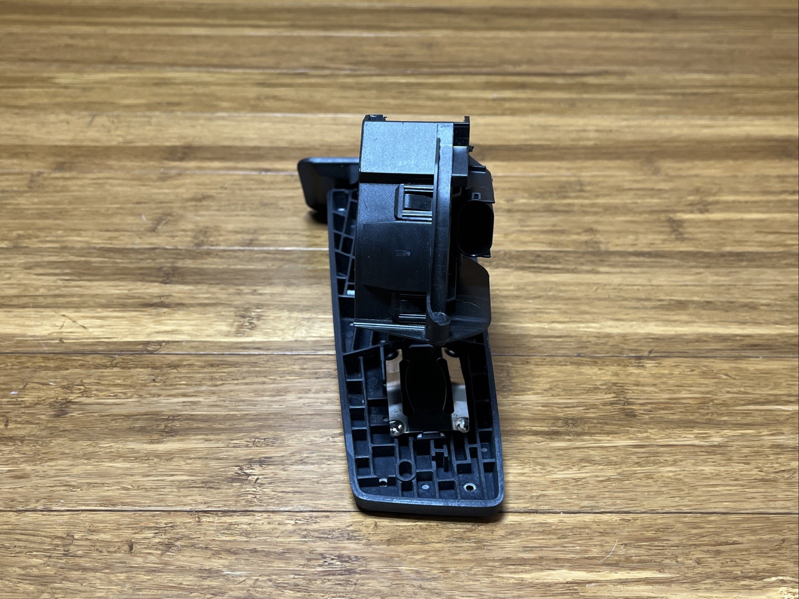 2017-2023 Rolls Royce Dawn RR6 Gas Accelerator Pedal Sensor 16K Miles OEM