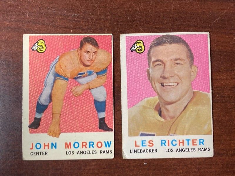 A Lot Of 1959 Topps Football Cards - HOF Les Richter