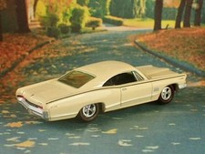 3rd Gen 1965 Pontiac Catalina 421 V8 22 Luxury Muscle Car 164 Scale Ltd Edit S