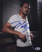 TAYLOR KINNEY SIGNED PHOTO 8X10 CHICAGO FIRE AUTOGRAPH HANDSOME HUNK BAS COA 2