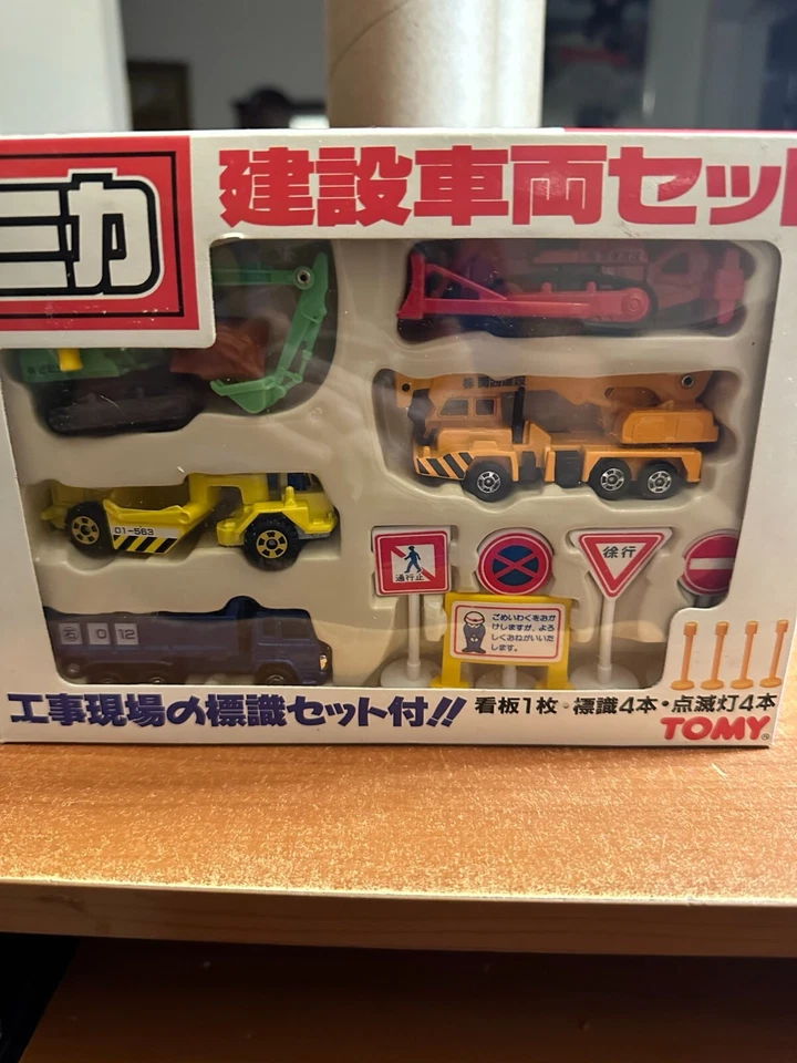 TOMY Japón Vehículo de Construcción De Colección Nuevo Die Cast Foto 2 de 4