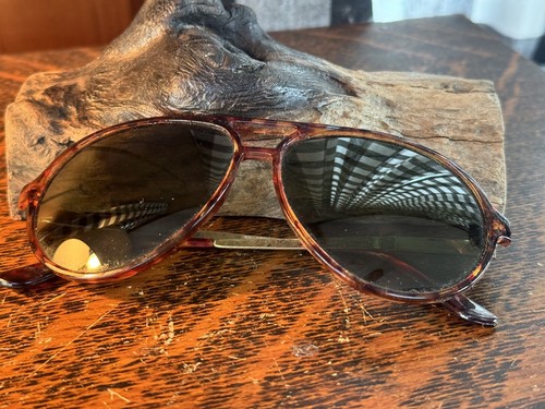 Vintage 80er Claiborne Metallgestell braune grüne Gläser Sonnenbrille Vintage mit Original Etui