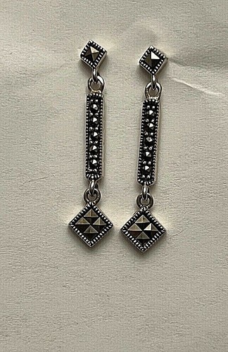 Vintage 925 Sterling Silver Marcasite Dangle Drop Pierced Earrings ๐ - Picture 2 of 4