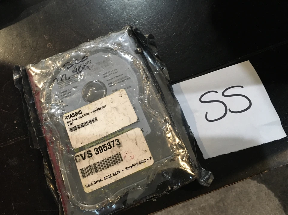 IBM 41A3640 IBM eServer 3.5in 7200rpm SATA 40GB Hard Drive 41A3640 - Image 2 of 2