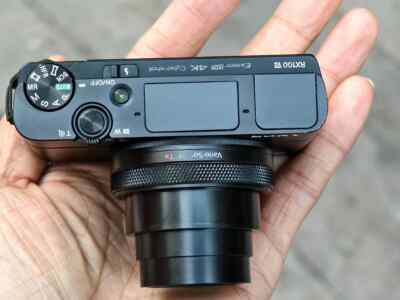 Sony Cyber-Shot RX100 VII RX100M7 20.1MP Digital Camera 8x Optical
