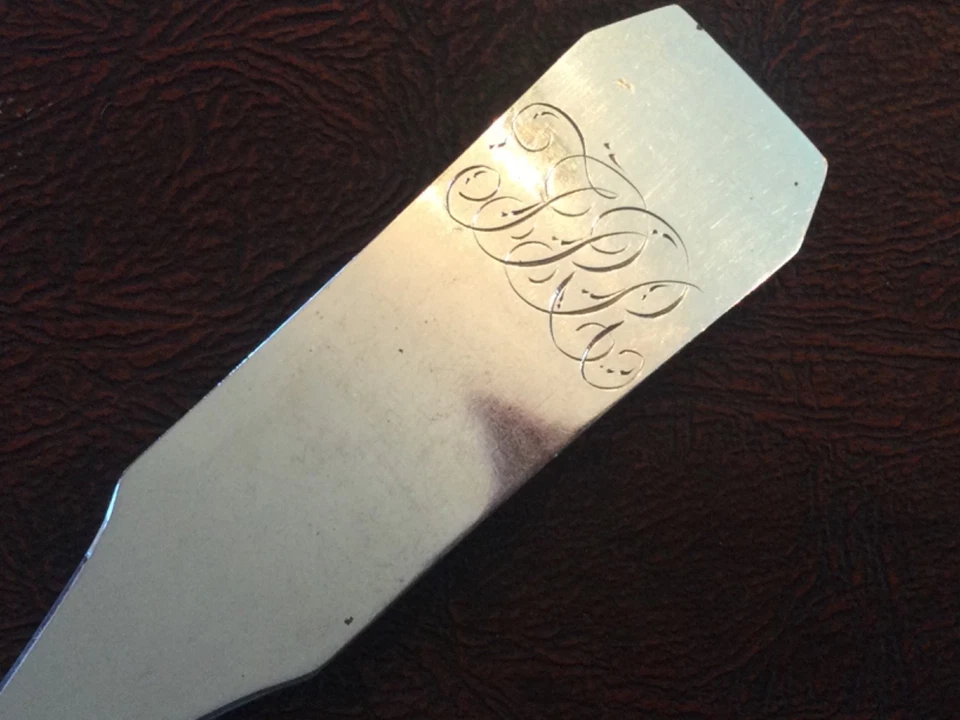 Extraordinaria moneda Davis & Brown cucharada de plata, Boston, c 1810 Foto 3 de 4