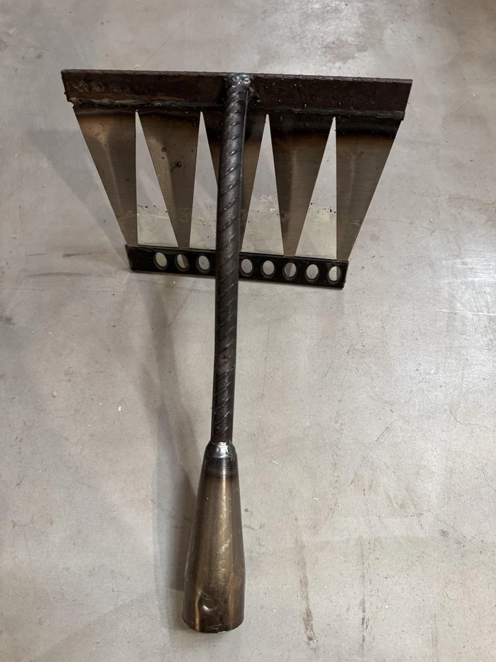 Gartenrechen Unkrauthacke Unkrautentferner 5-Zahn Werkzeug Garten Harke Stahl - Bild 2 von 4