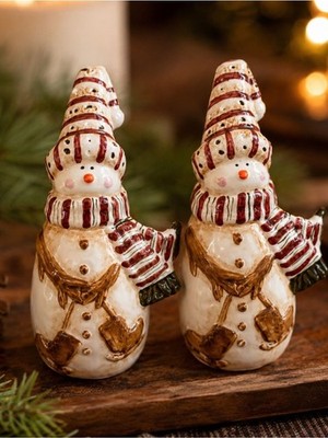 Cozy Snowman Salt & Pepper Shakers Christmas Kitchen Decor