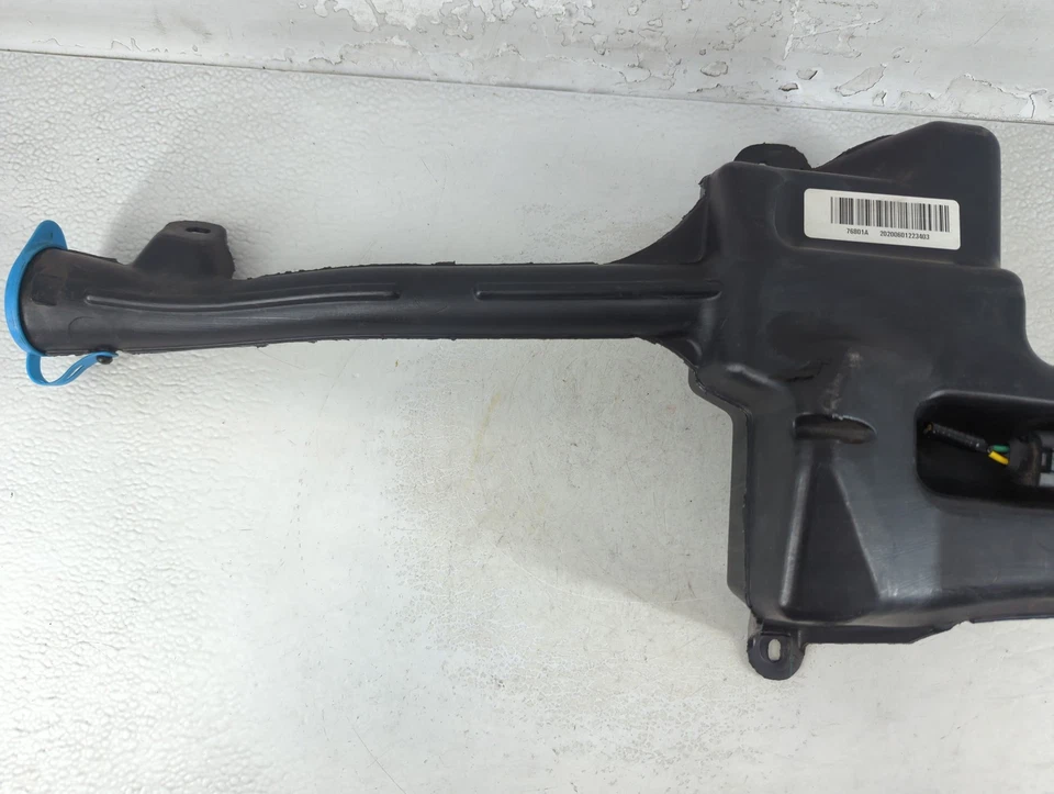 2020 Honda Odyssey Windshield Washer Fluid Reservoir Bottle Oem DCIJS - Image 3 of 4
