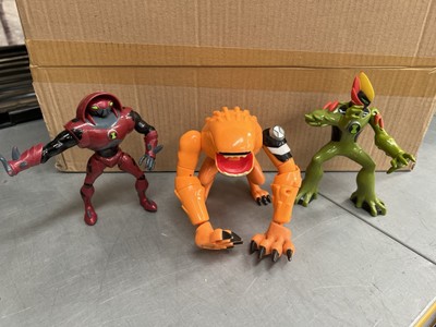 BANDAI 6/8'' LARGE lBEN 10 ULTIMATE ALIEN ACTIONFIGUREN SEHR GUTER ZUSTAND