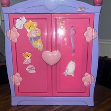 BUILD A BEAR WORKSHOP PINK STORAGE WARDROBE WITH 2 OUTFITS 3 SHOES 1 PURSE