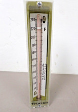 Trerice 90  Angle 1/2" NPT Thread-In Thermometer 4352 Range 30  to 240  F