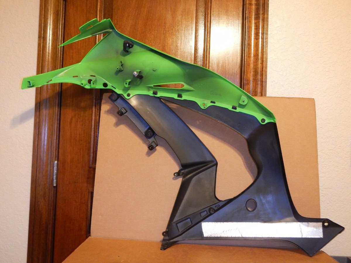 2012 Kawasaki ZX-10 OEM Right Side Fairing Cowling 55028