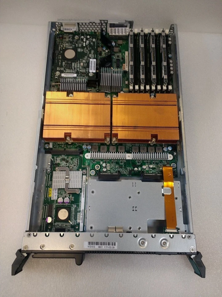 Fujitsu PRIMERGY BX620 S4 Blade Server 2x Intel Xeon E5430 2.66GHz 16GB Ram - Image 2 of 3