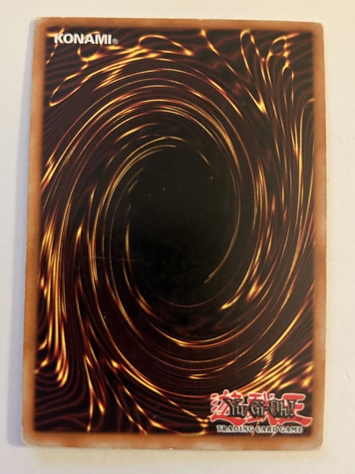 YuGiOh! TCG BlueEyes White Dragon Starter Deck Kaiba Evolution SKE