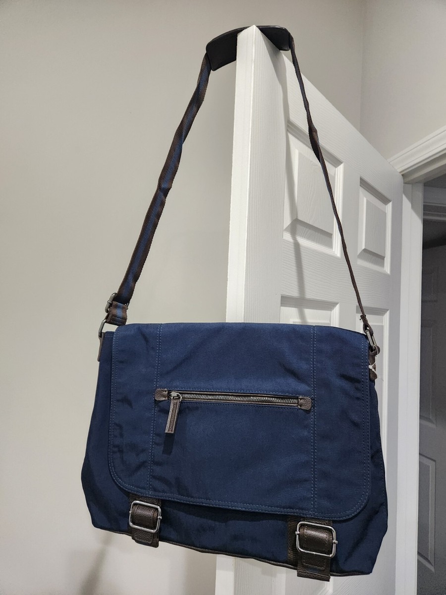 定価55,000円 BANANA REPUBLIC レザーメッセンジャーバッグ 定価55,000円 BANANA REPUBLIC レザーメッセンジャーバッグ