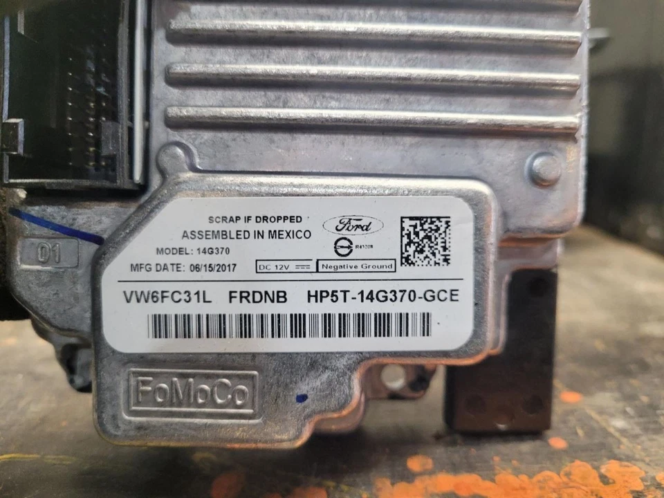 Chasis ECM Comunicación Reconocimiento de Voz Compatible con 18-19 TRANSIT 150 2043436 Foto 2 de 4