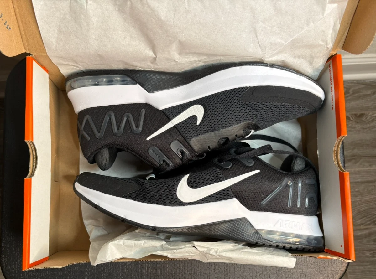 Preços baixos em Nike Air Max Alpha Trainer 4 Black White | eBay