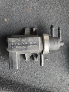 VW AUDI Pierburg 7.22903.20 Magnetventil Turbolader 1J0906627 1K0906627
