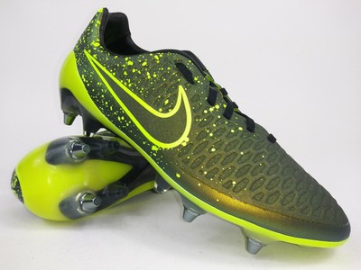 nike mens magista