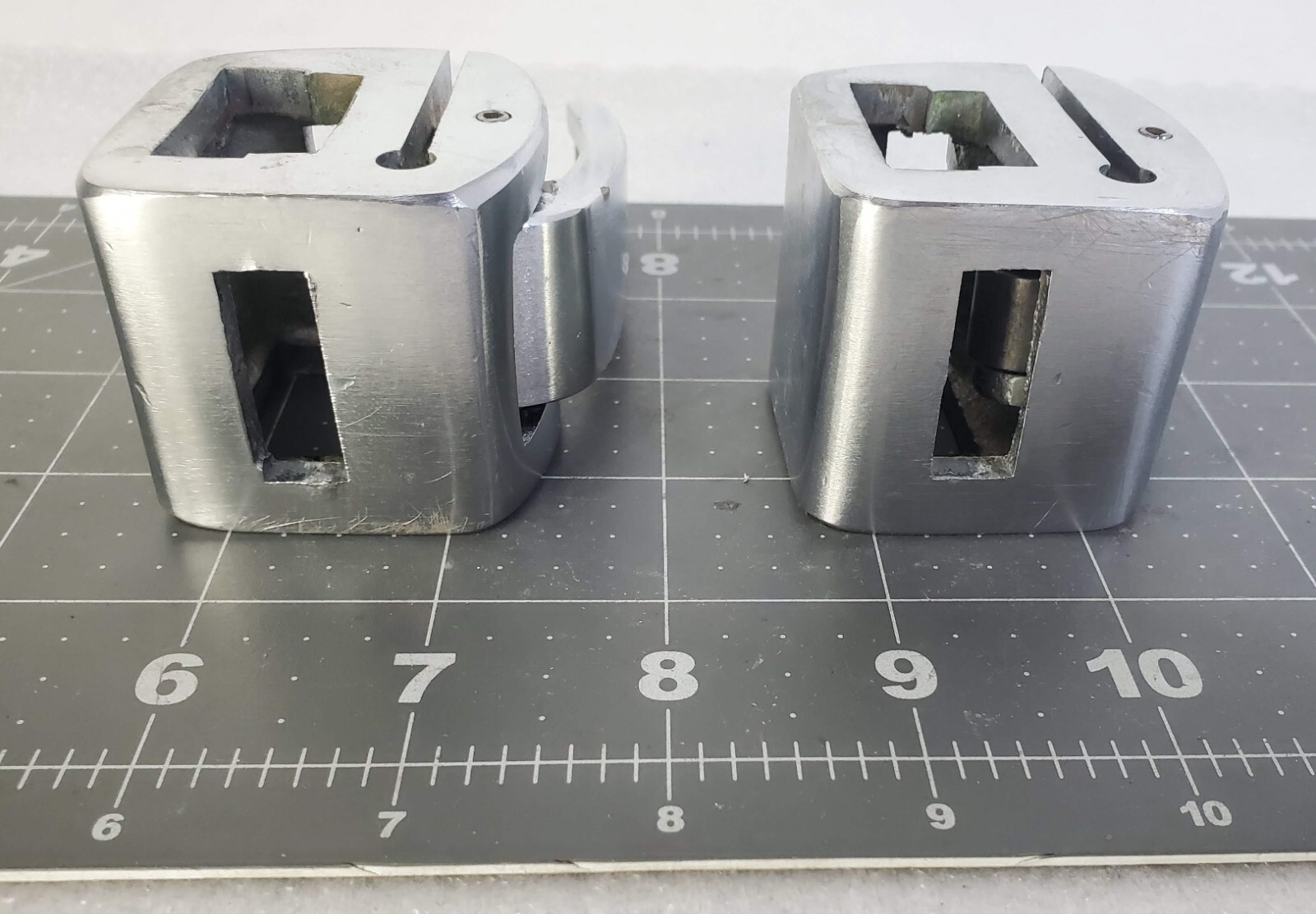 Amsco Steris Surgical OR Table Lever Rail Clamps #1