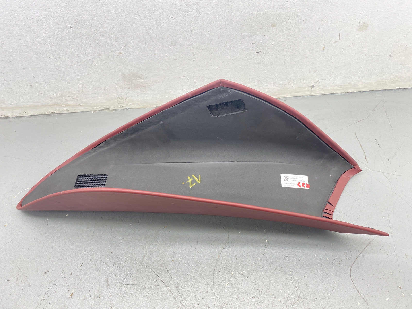 2020-2023 MCLAREN GT FRONT LEFT TRIM COVER PANEL SILL PLATE BAROLO RED 13NA398CP