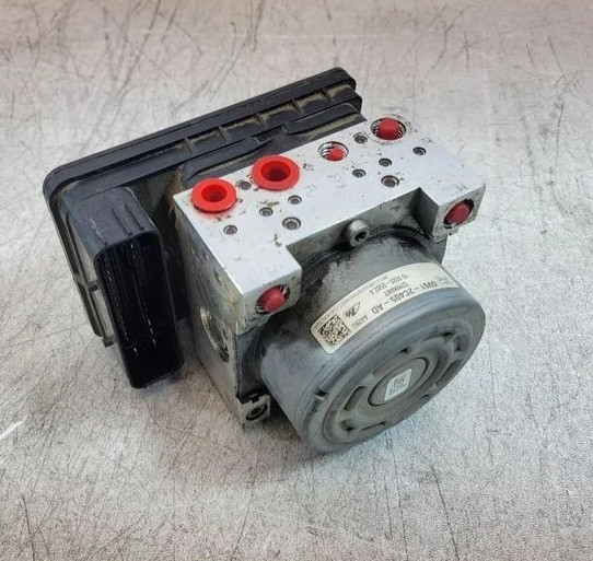 2016-2017 Ford Transit Connect ABS Anti Lock Brake Pump Assembly Thru 10/11/16