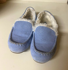 Koolaburra by UGG Women  s Blue Suede Moccasin Slippers Faux Fur Lined size 9