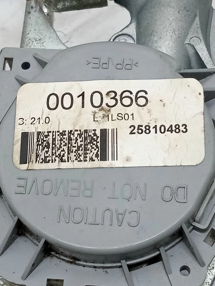 Used Front Left Seat Belt Front fits: 2007 Gmc Acadia bucket driver retractor Fr - Image 3 of 4