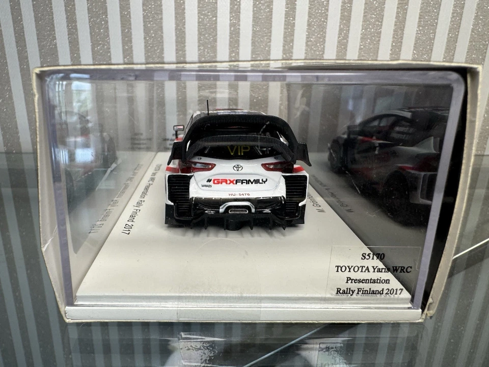 Spark 1:43 S5170 Toyota Yaris WRC Presentation VIP Rally Finland 2017 M.Gronholm - Immagine 3 di 4
