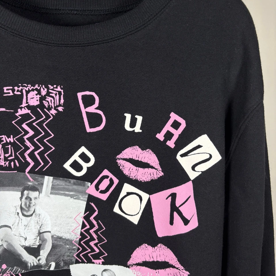 Sudadera Mean Girls Burn Book Fetch Gráfica Junior Talla Grande Negra y Rosa Foto 3 de 4
