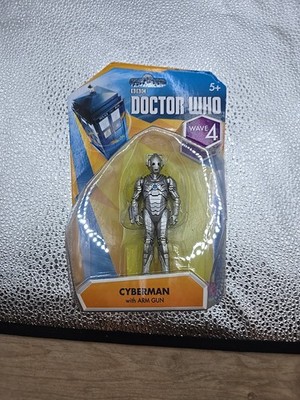 Doctor Who WAVE 4 - CYBERMAN With ARM GUN Figur - Dr - NEU