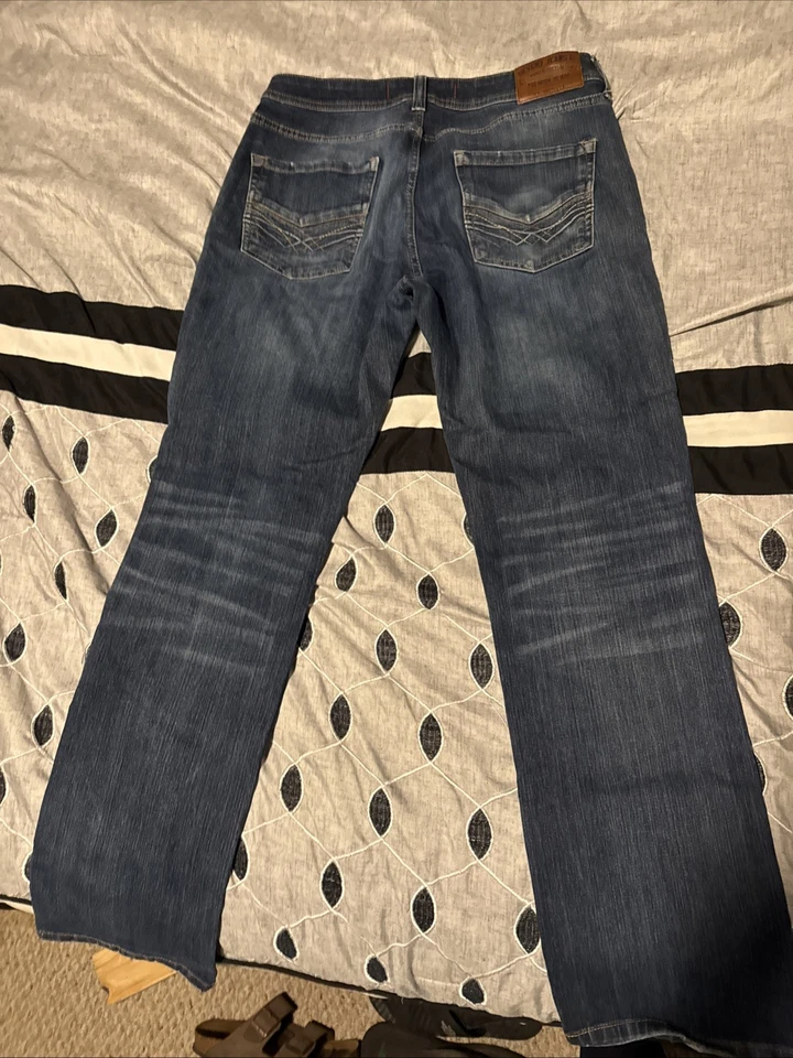 Pantalones de mezclilla para hombre Seven7 Premium Denim Co calce recto 32x30 mezcla de algodón Foto 4 de 4