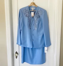 K C Studio Sky Blue Beaded Lace 2 Ps Skirt Suit Size 14 NWT Elegant Classic