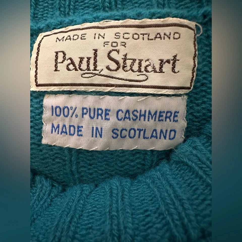 Paul Stuart Scottish Pure Cashmere Teal Crewneck Sweater - Image 4 of 4