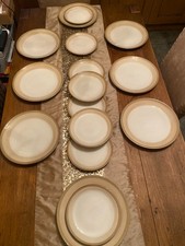 Denby Alfresco Beige 16 Piece Place Set 8 x Dinner Plates 8 x Large Side Plates
