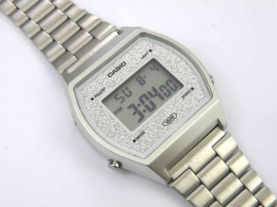 Casio Herren B640W GLITTER LCD Sportuhr - 50m