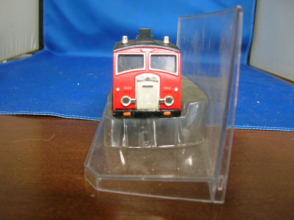 Corgi CS90103 Dennis F8 Pump Escape-Devon,series #7 history of fire fighting - Image 2 of 4