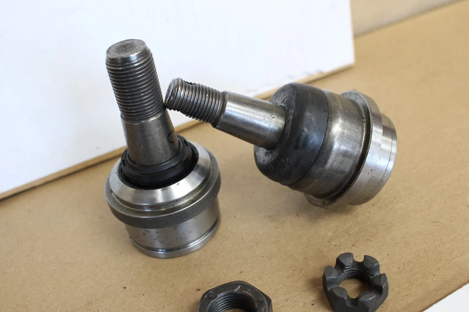 2001 Dodge Ram 1500 4X4 Dana 44 Dana Spicer Upper/Lower Suspension Ball Joint - Image 4 of 4