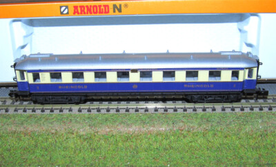 Fleischmann - 1404 Carrozza a 2 assi a terrazzini di 2a cl. DB, livrea