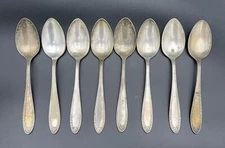 Antique 1915 Oneida Community Par Plate Bridal Wreath Pattern 8 Spoons 5 3/4"